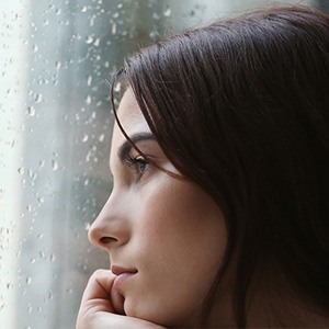 winterdip waarom je je somberder voelt en wat je eraan kunt doen